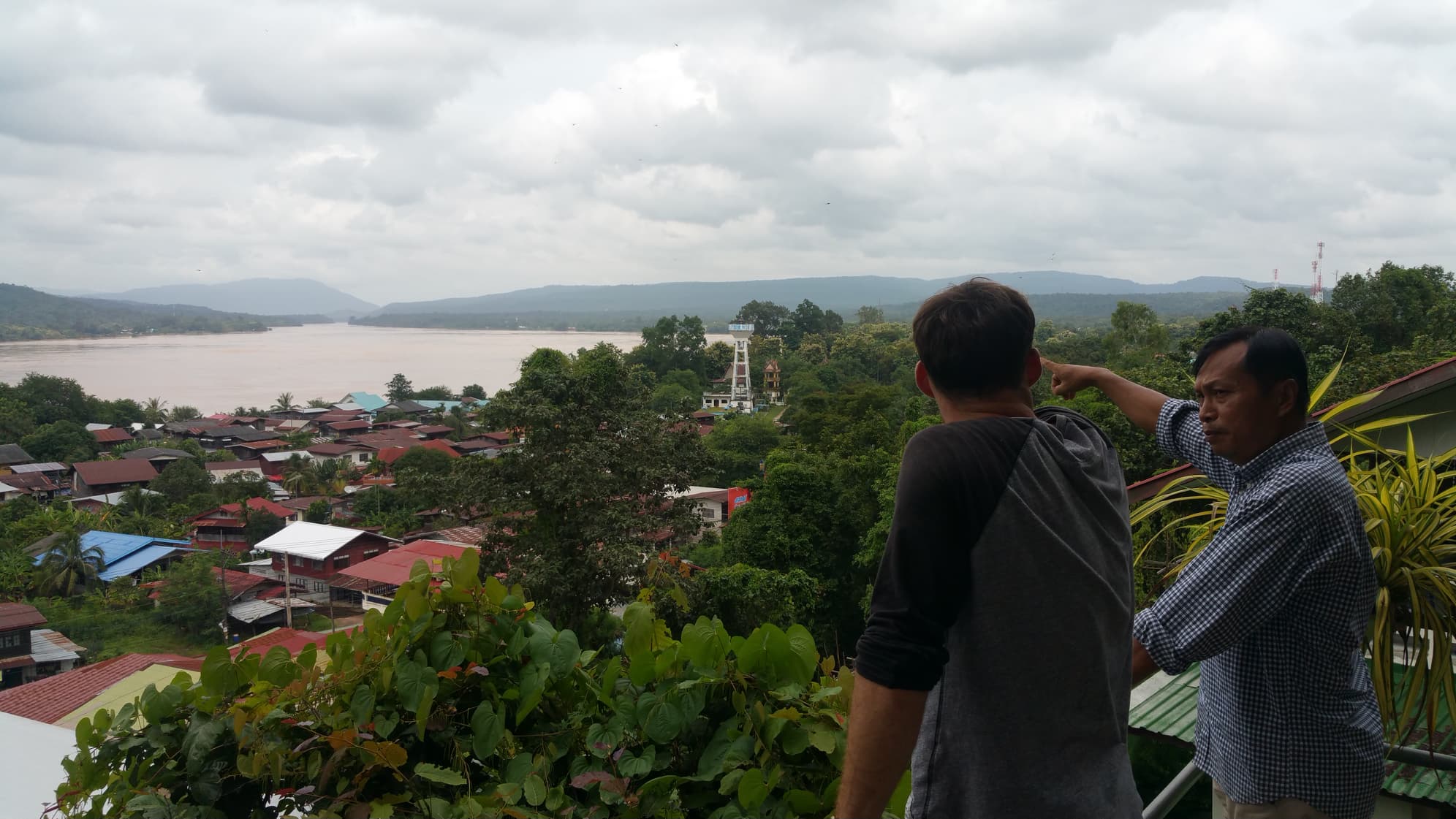 43395093_1612172722415666_178044811238965248_n