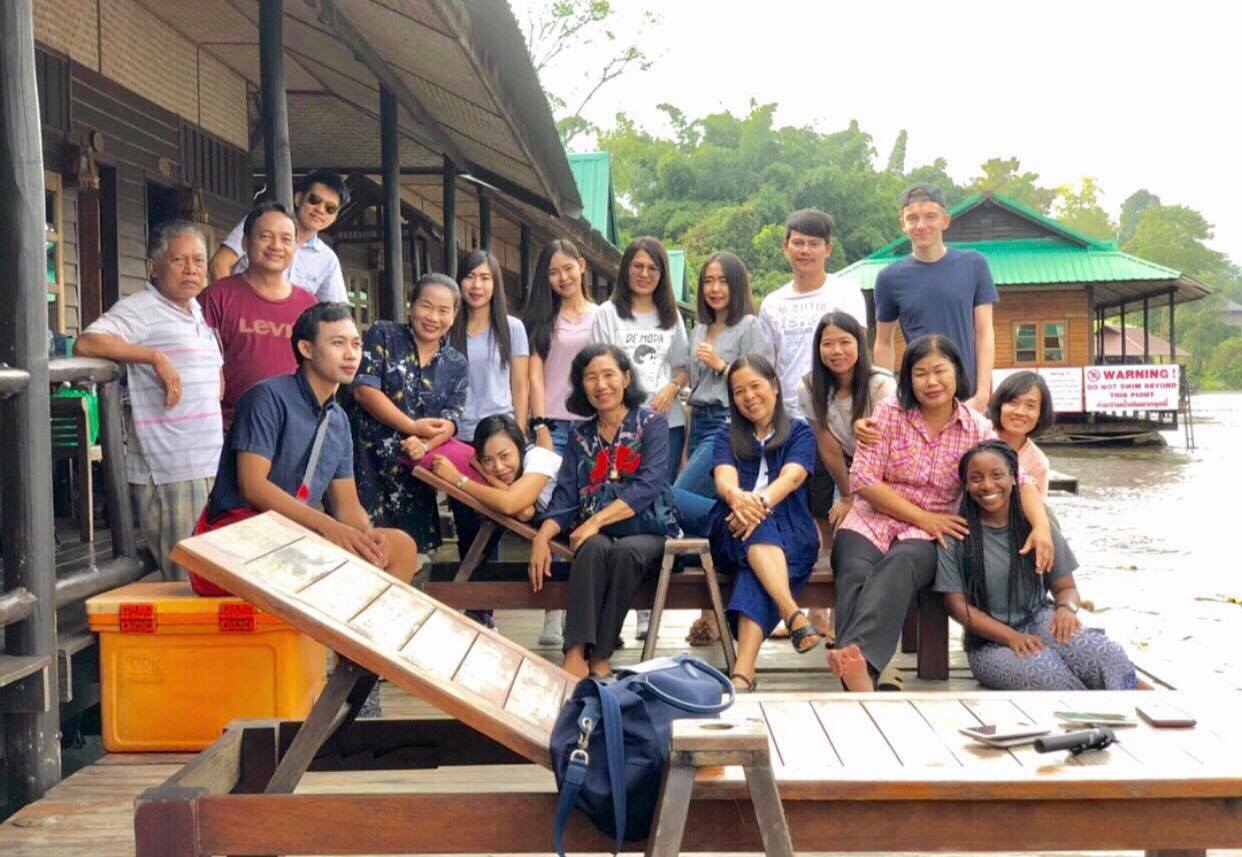 44118526_696610317391433_1582325407078678528_n