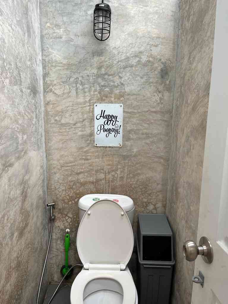 English Washroom News